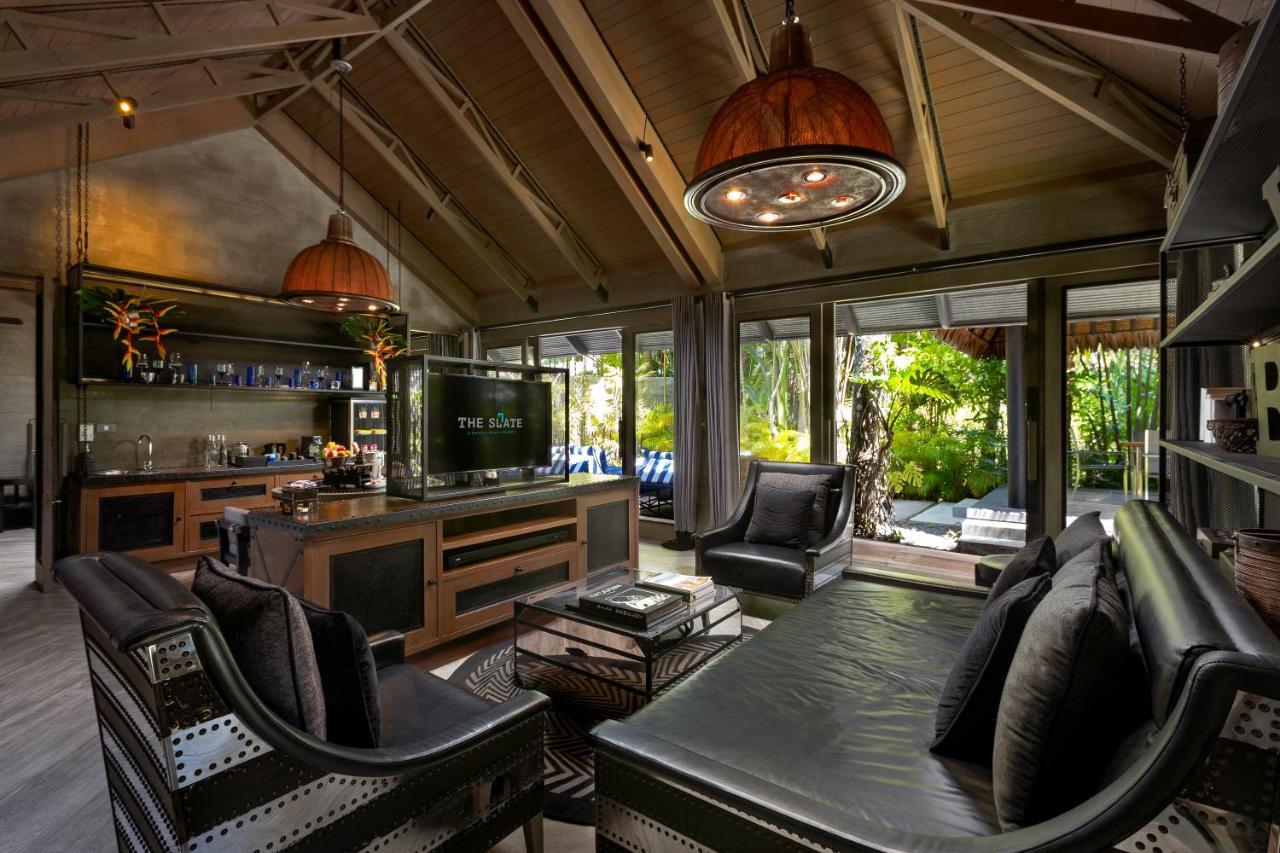 The Slate, Phuket Hotell Nai Yang Beach Exteriör bild The interior of a villa at The Residence, Phuket
